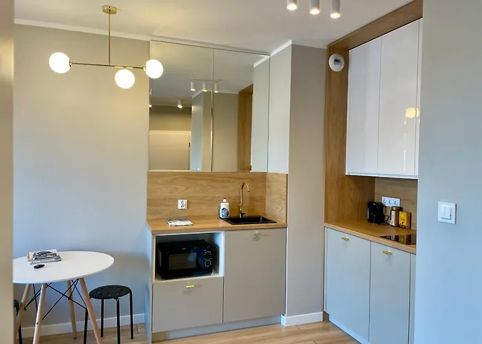 Apartamento Z Widokiem Na Jezioro I Garazem *