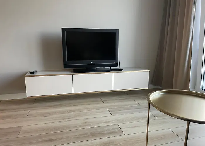 Z Widokiem Na Jezioro I Garazem * Poznań