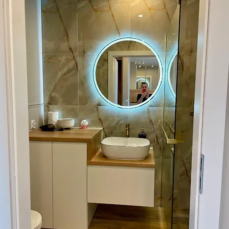 Апартаменты Z Widokiem Na Jezioro I Garazem *