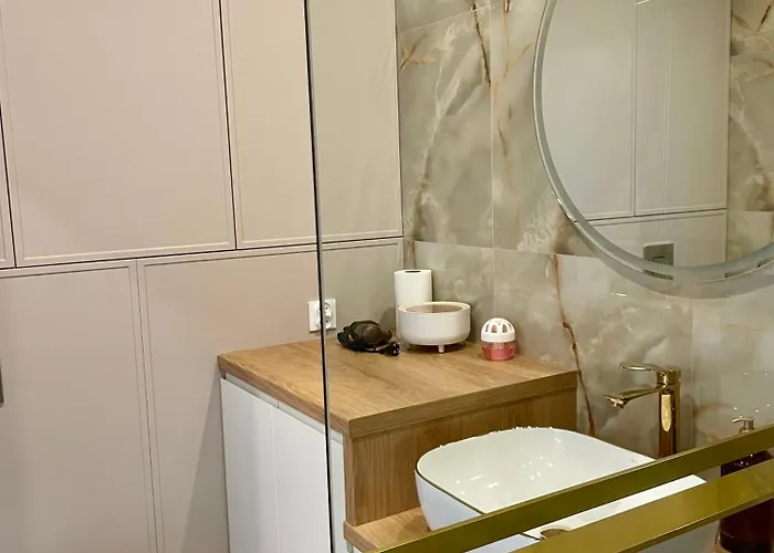 Apartment Z Widokiem Na Jezioro I Garazem *