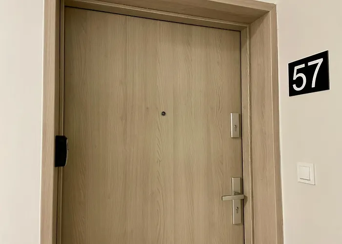 公寓 Z Widokiem Na Jezioro I Garazem *