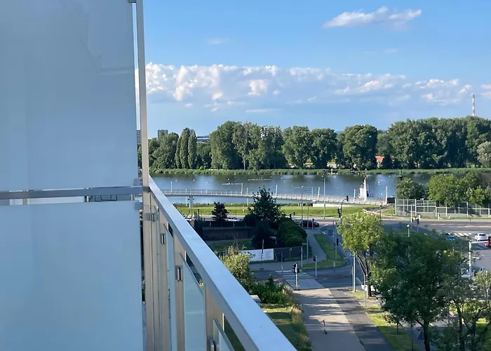 Z Widokiem Na Jezioro I Garazem 公寓 波兹南