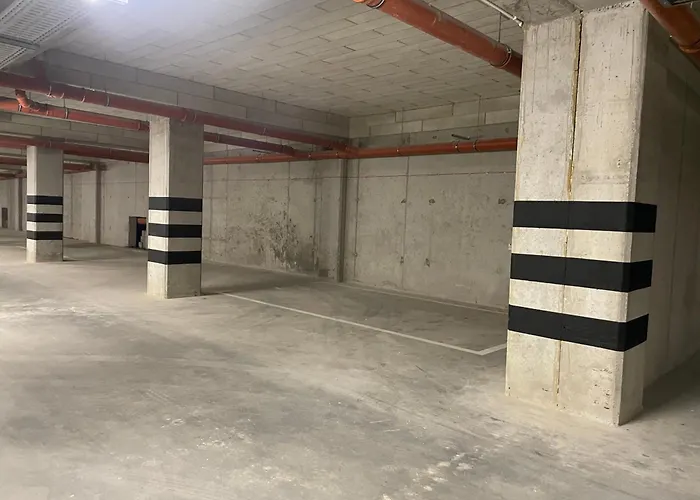 Z Widokiem Na Jezioro I Garazem 公寓