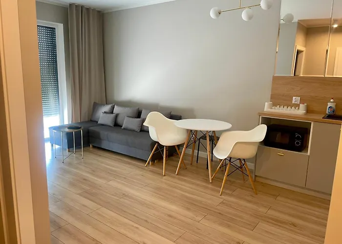 Z Widokiem Na Jezioro I Garazem Apartmán